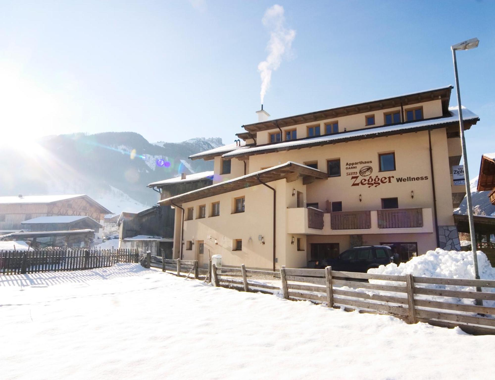 Appartementhaus Zum Zegger ノイシュティフト・イム・シュトゥーバイタール エクステリア 写真