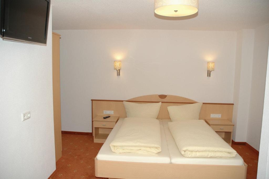 Appartementhaus Zum Zegger ノイシュティフト・イム・シュトゥーバイタール 部屋 写真